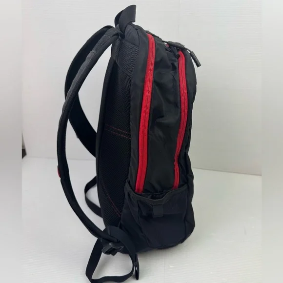 Timbuk2 Backpack OS Black Red Zippers Slim laptop travel commuter READ FLAWS - Picture 2 of 16